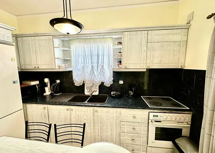 דירה Bratis House