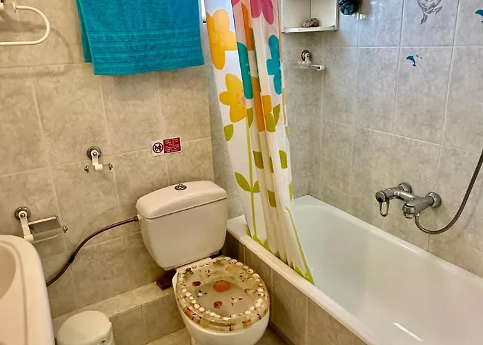 Bratis House דירה *