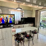 Bratis House Apartment