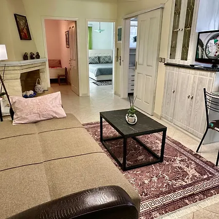 Bratis House * Arkoudi