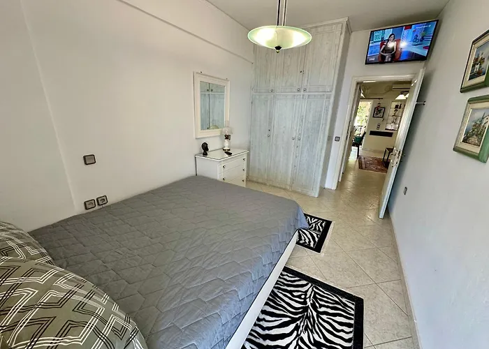 Appartement Bratis House *